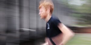 Homem correndo marca Hound Running