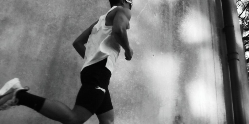 Homem correndo Hound Running