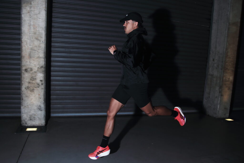 corta vento hound preto